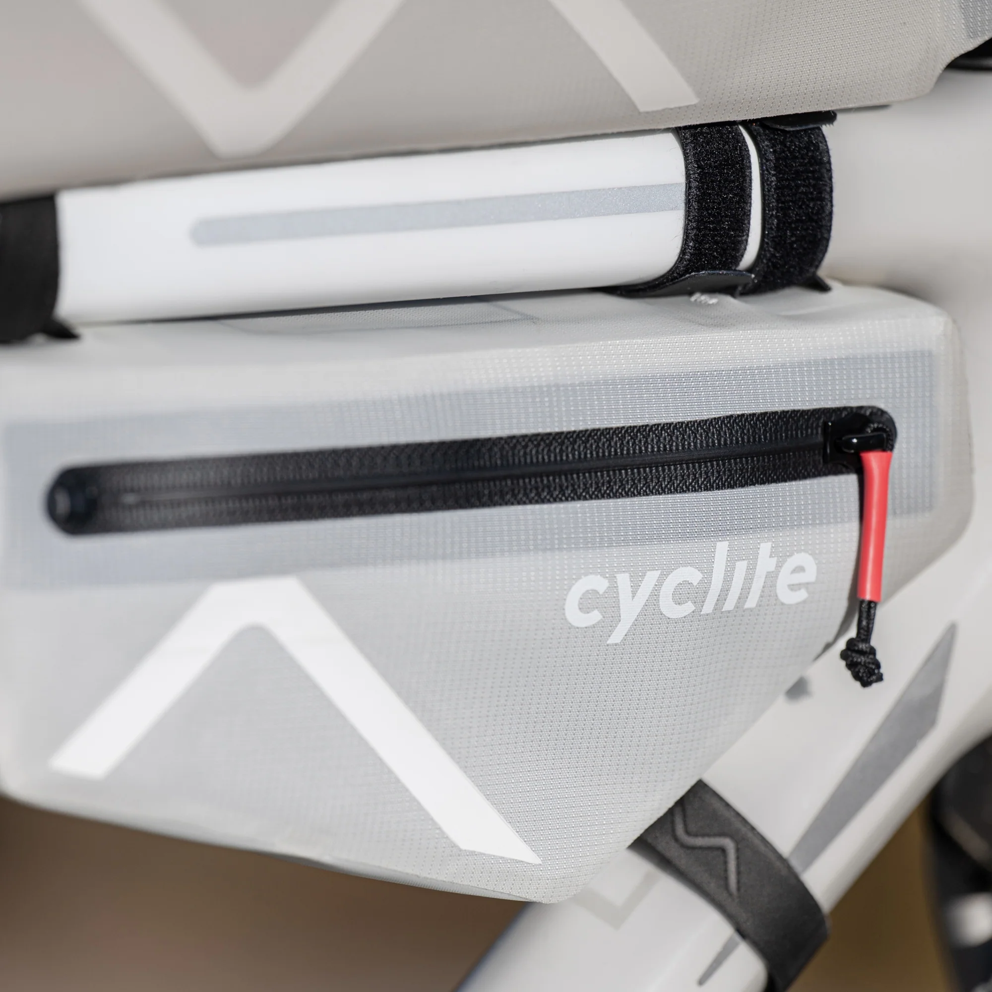 Cyclite Frame Bag Small / 02 - Rahmentasche (Bikepacking) 24 cm (light grey) - Image 4
