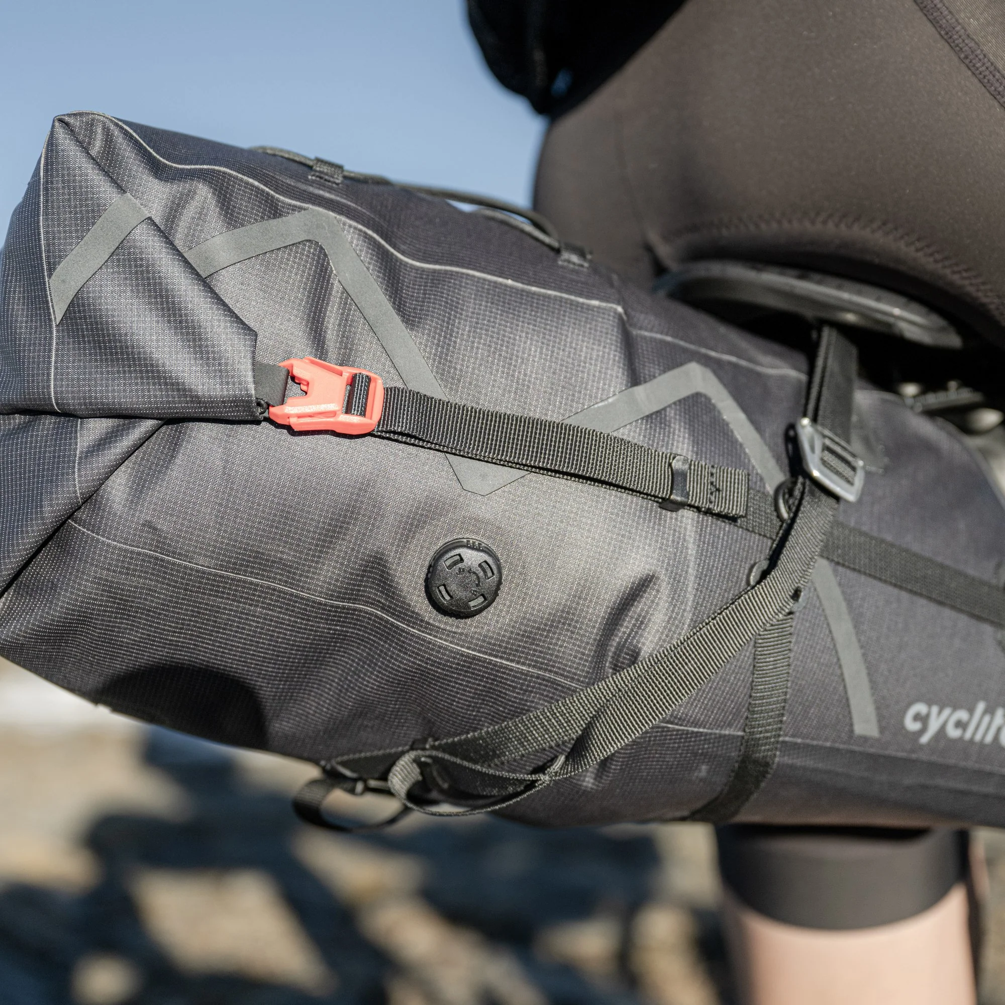 Cyclite Saddle Bag / 02 - Satteltasche (Bikepacking) 52 cm (black) - Image 4