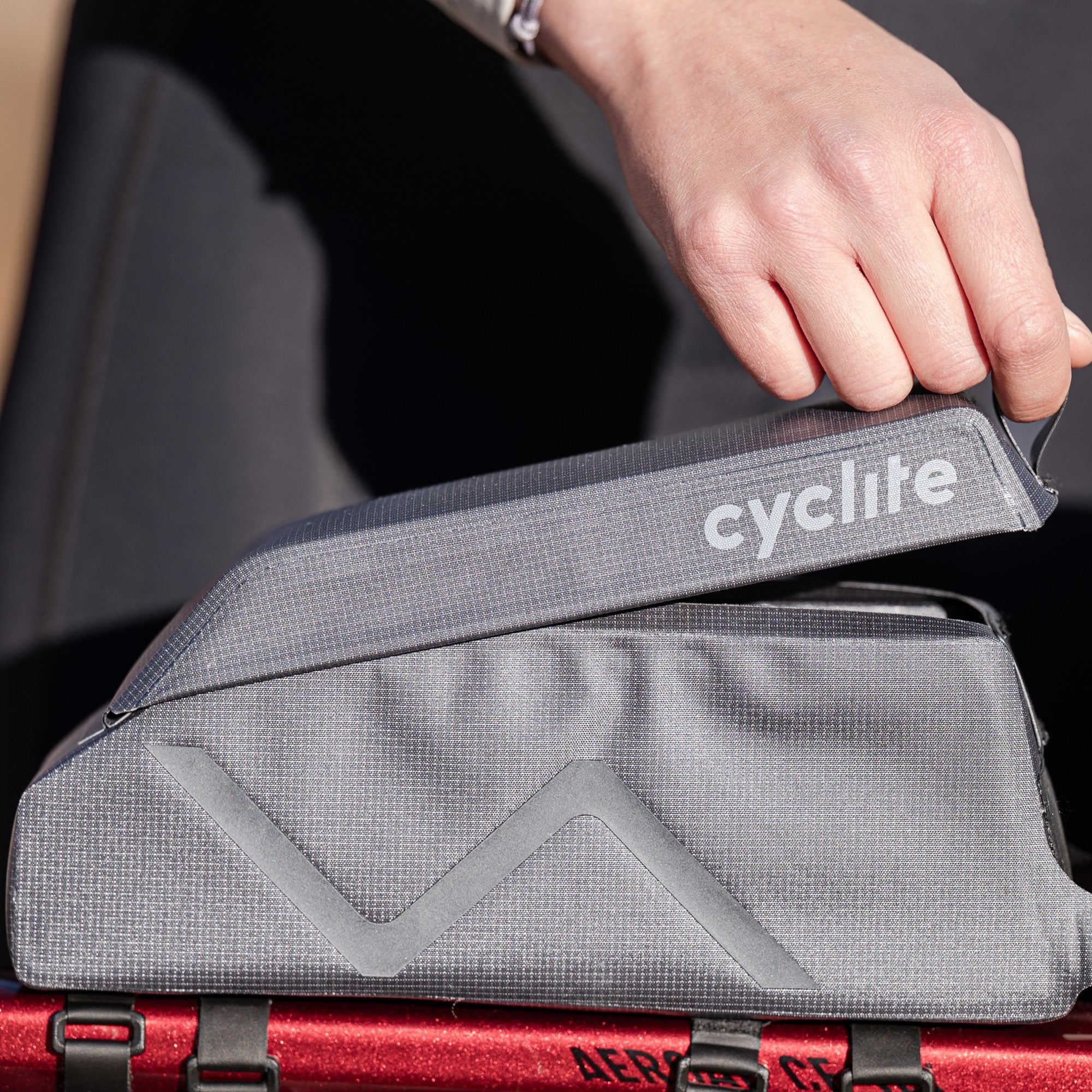 Cyclite Top Tube Bag / 03 - Rahmentasche (Bikepacking) 25 cm (black) - Image 5