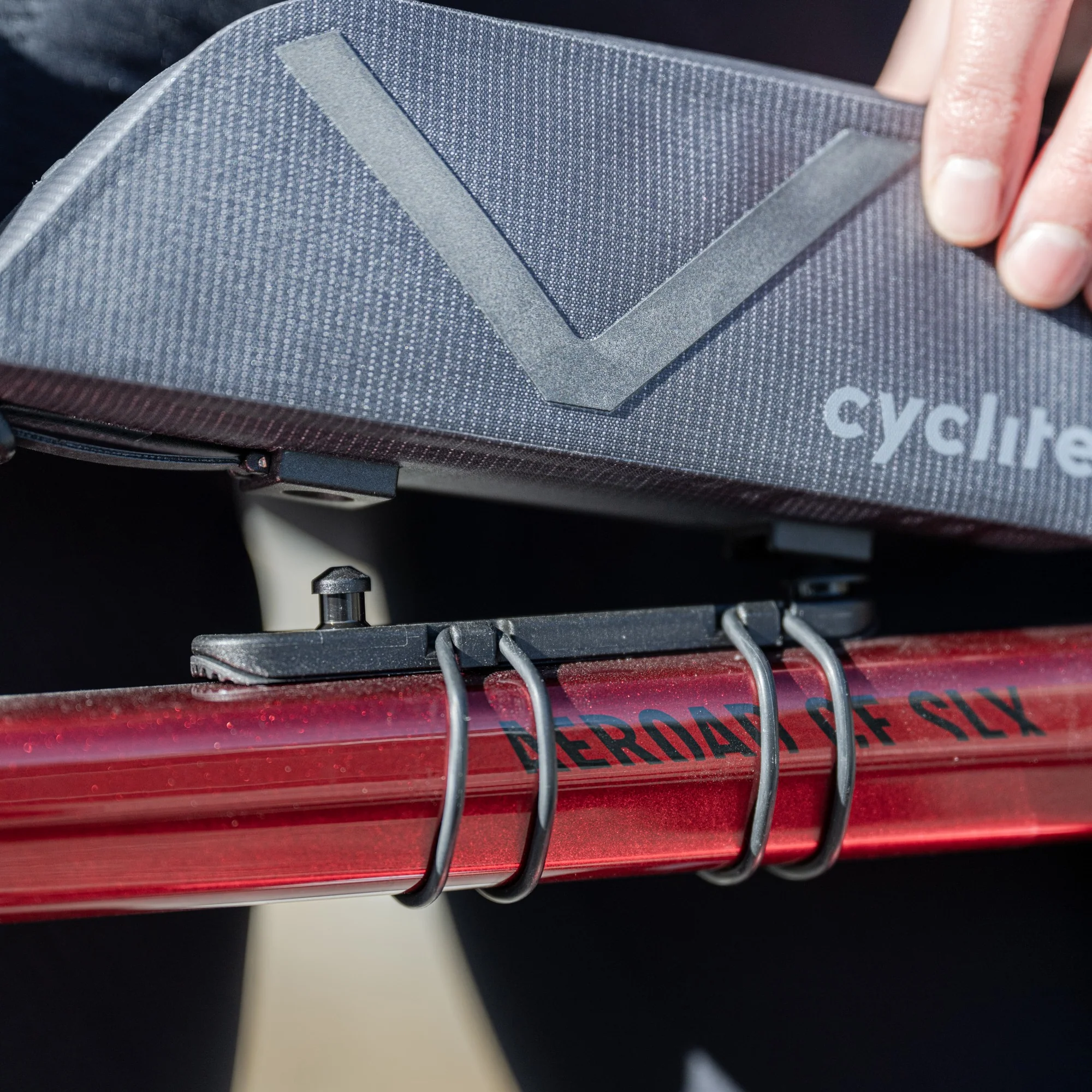 Cyclite Top Tube Bag Nano / 01 - Rahmentasche (Bikepacking) 19.5 cm (black) - Image 5