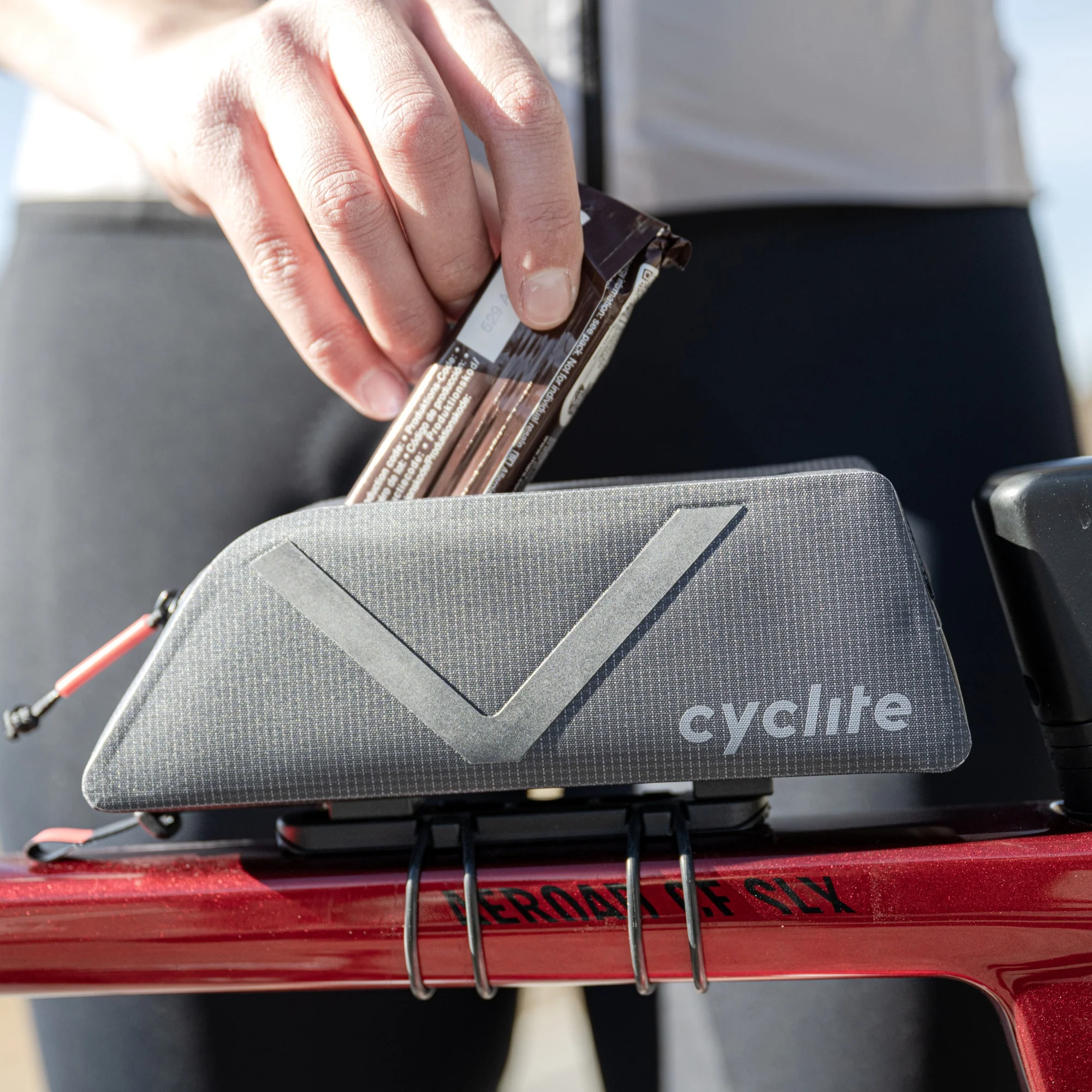 Cyclite Top Tube Bag Nano / 01 - Rahmentasche (Bikepacking) 19.5 cm (black) - Image 6