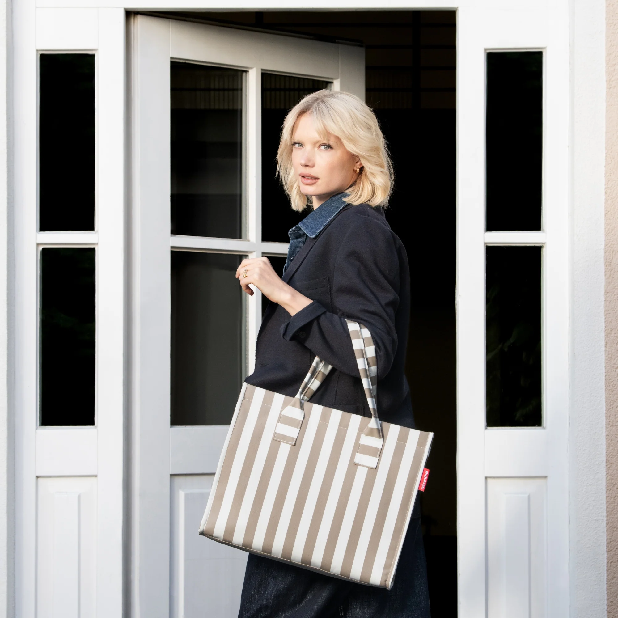 reisenthel Daily Shopper - Shopper 42 cm (summerstripes coffee) - Image 4